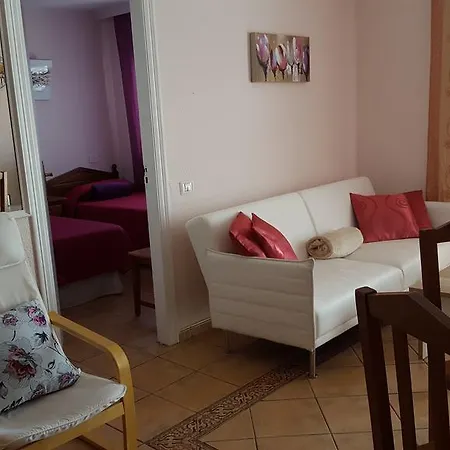 En Las Americas Pc Apartment